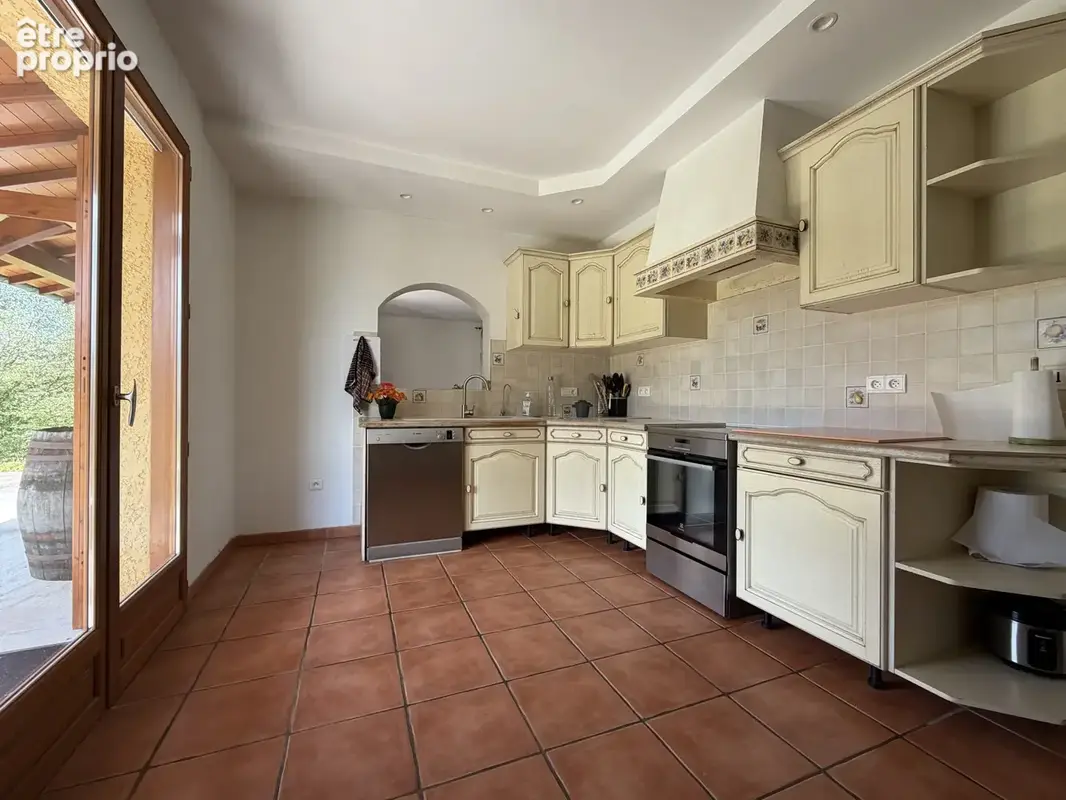 Maison 6 pièces 120 m² à vendre à Les Ardillats (69430) - photo 7