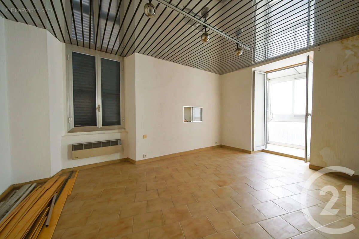 Appartement 185 m² à San-Martino-Di-Lota  - photo 16