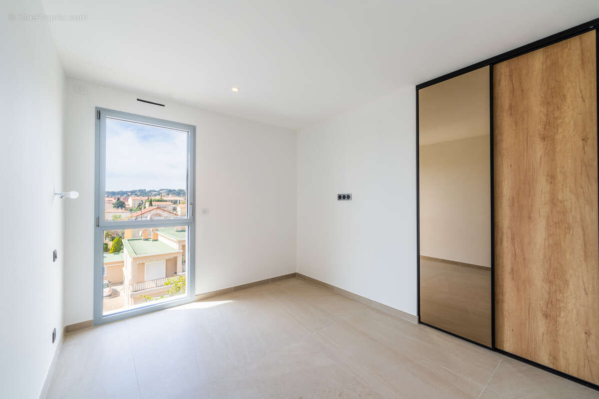 Appartement à SANARY-SUR-MER