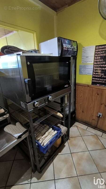 Photo 9 - Commerce à LES AVIRONS