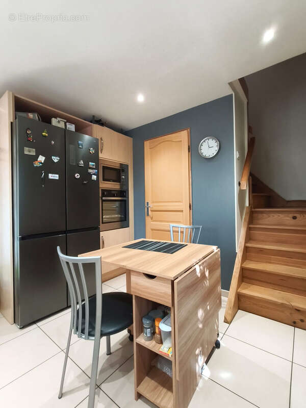 Maison à SERRIERES-DE-BRIORD