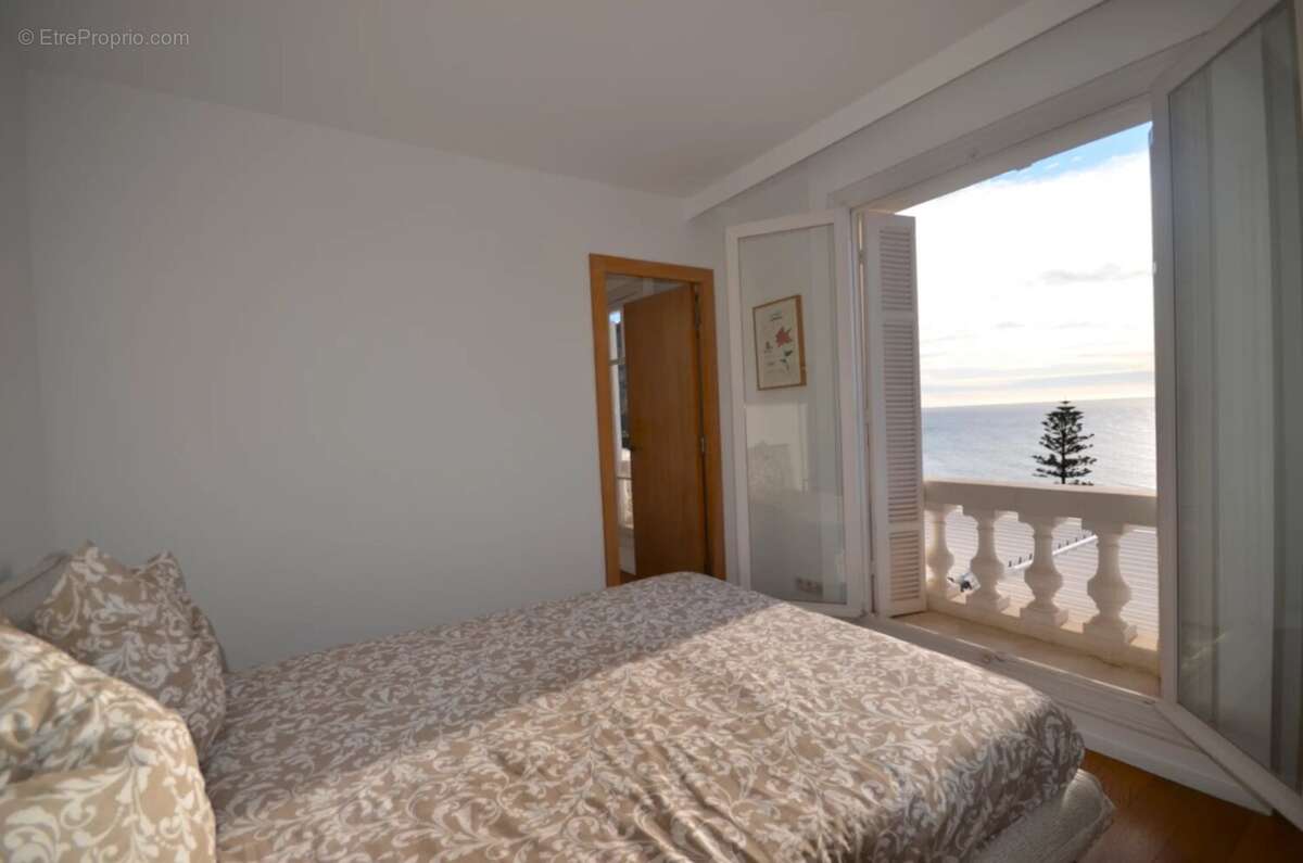 Maison à EZE