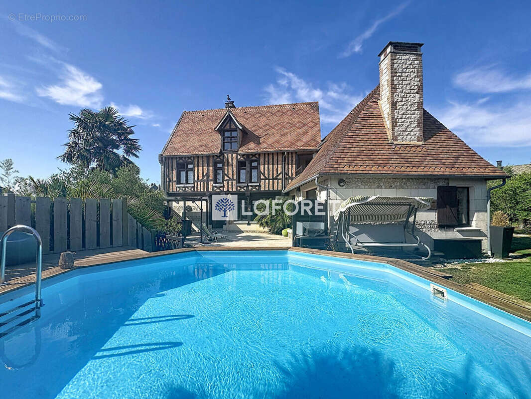 Maison à vendre à Toussaint avec piscine, 4 chambres et grand terrain , proche Fécamp - photo 2