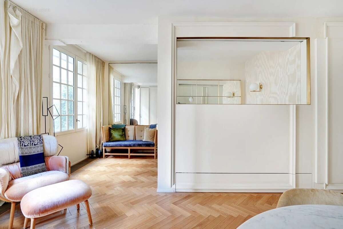 Appartement à PARIS-5E