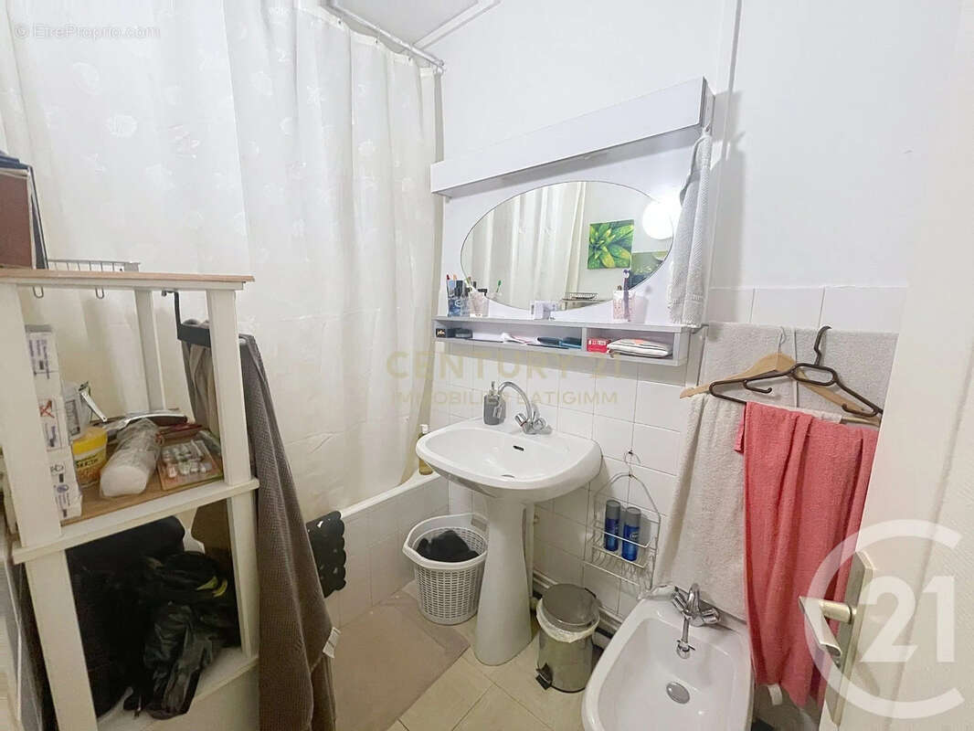 Appartement à LA TOUR-DU-PIN