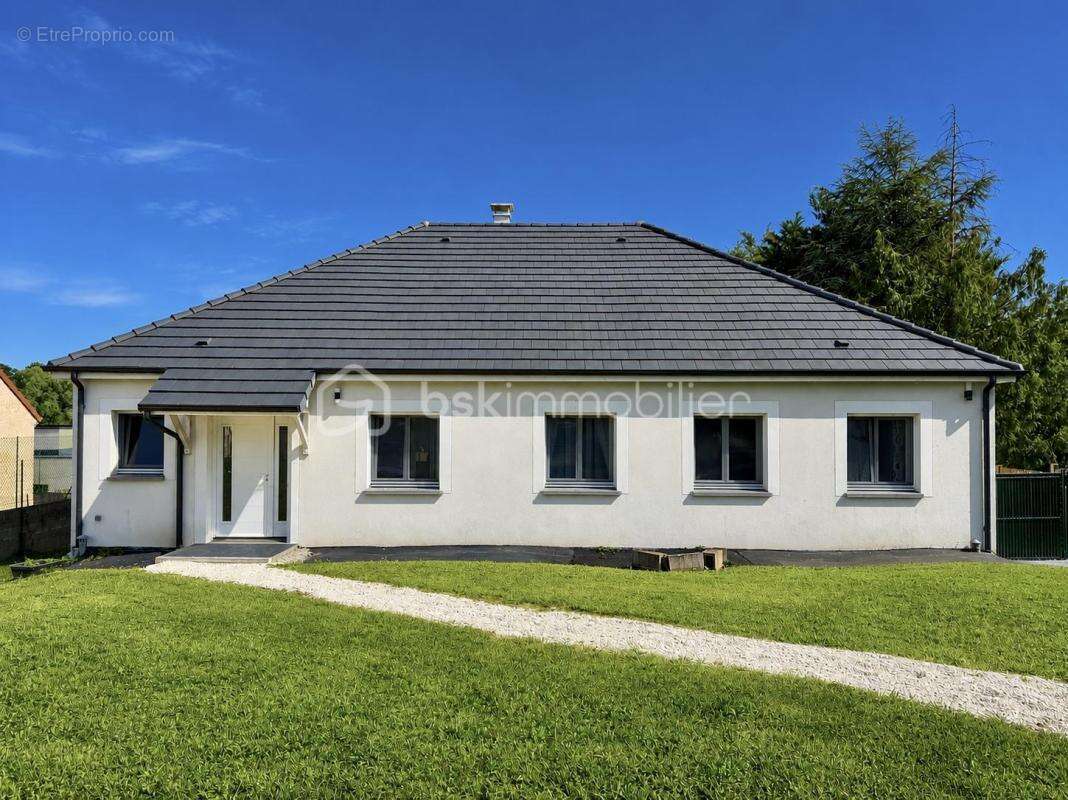 SUPERBE MAISON DE PLAIN-PIED DE 130 m² - 4 Chambres - Terrain 2 327 m² - DPE B - Sans Vis-à-Vis - Armentières-en-Brie - photo 18