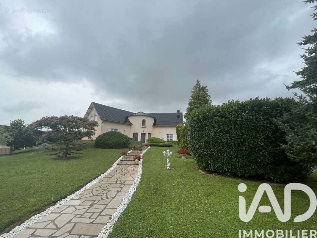 Photo 2 - Maison à ECLARON-BRAUCOURT-SAINTE-LIVIERE