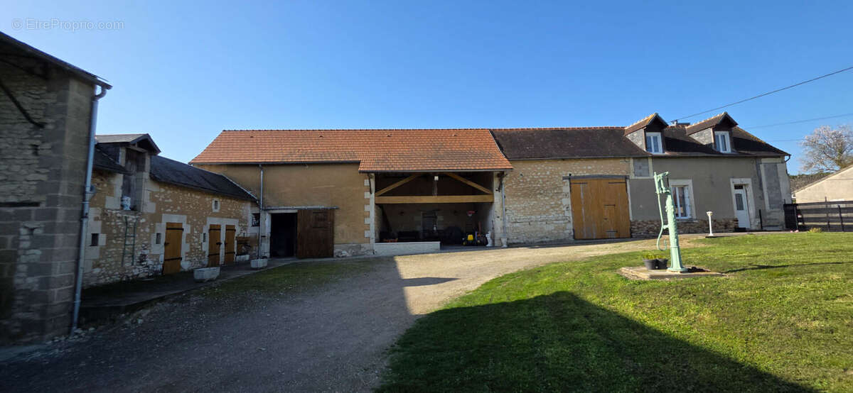 Maison à SAINT-SAUVEUR