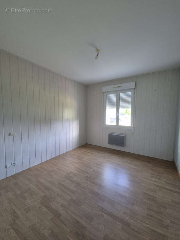 Maison à NOTRE-DAME-DU-PE