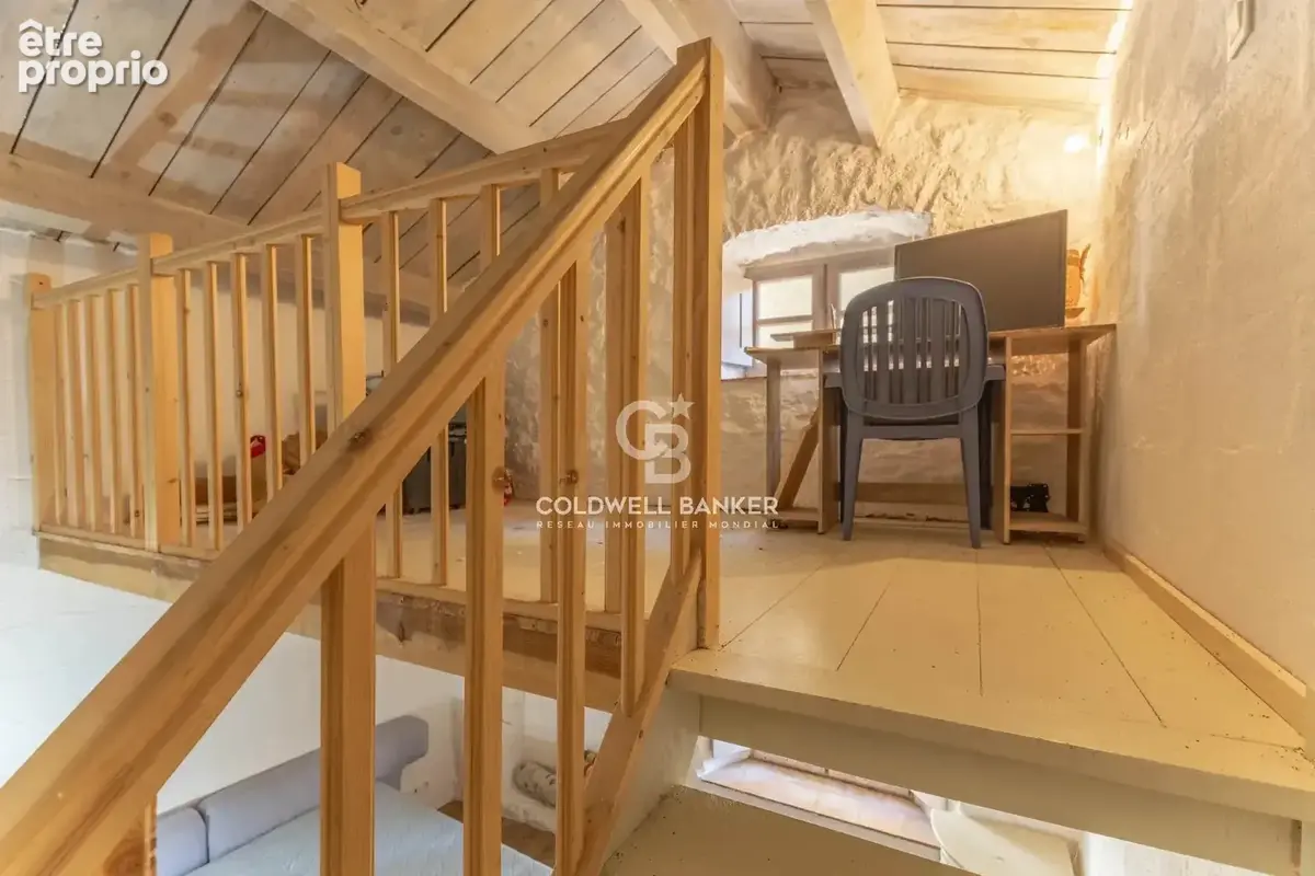 Muro – Charmant T4 rénové avec balcon - vue montagnes & village - photo 17