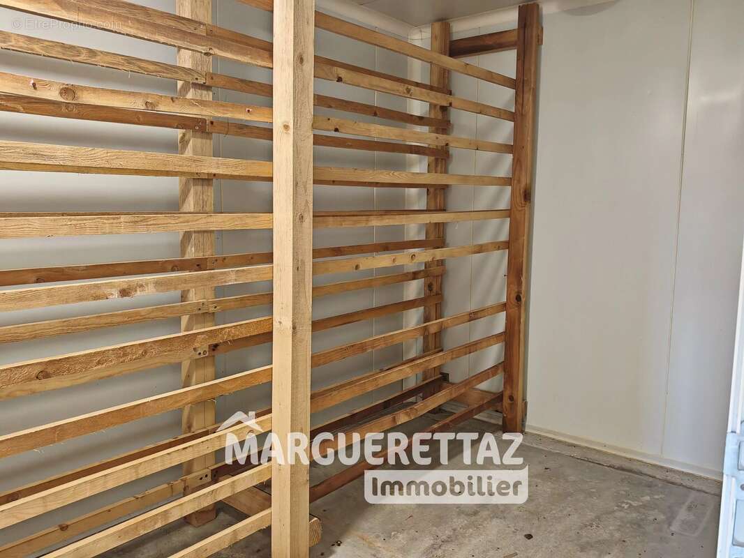 Ferme savoyarde à vendre à la Rivière Enverse - photo 8