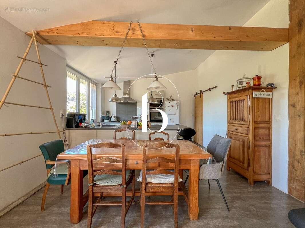 Maison à VALLON-PONT-D'ARC