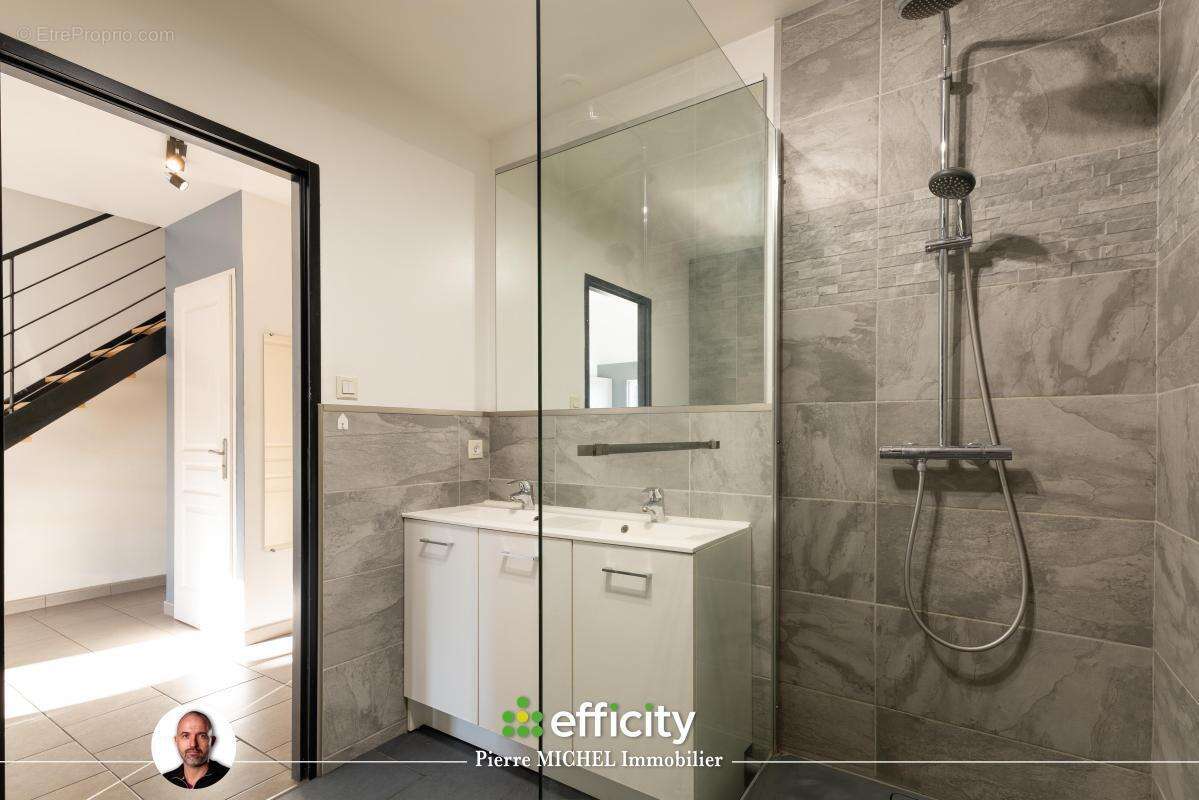 Appartement à SAIN-BEL