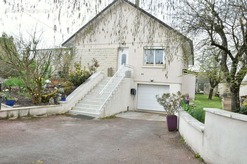 Maison à NUITS-SAINT-GEORGES