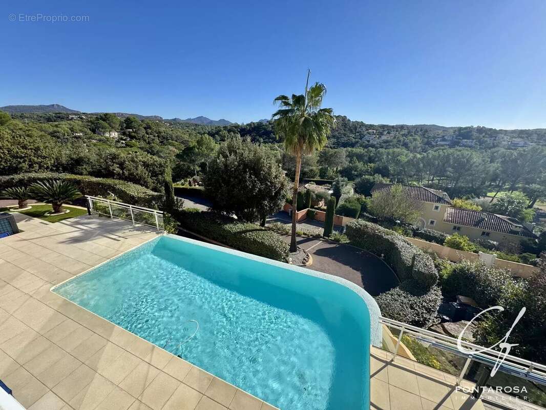 Maison à SAINT-RAPHAEL