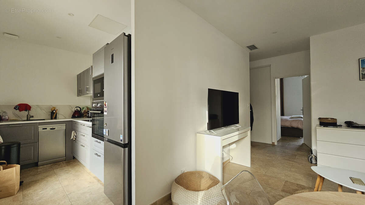 Appartement à SAINT-CYR-SUR-MER