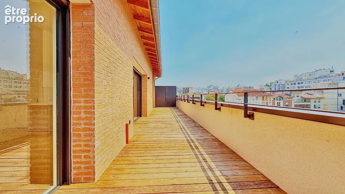 Dernier etage grande terrasse - photo 2
