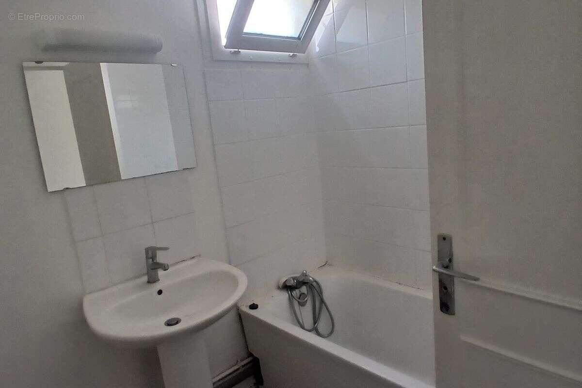 Appartement à MARSEILLE-11E