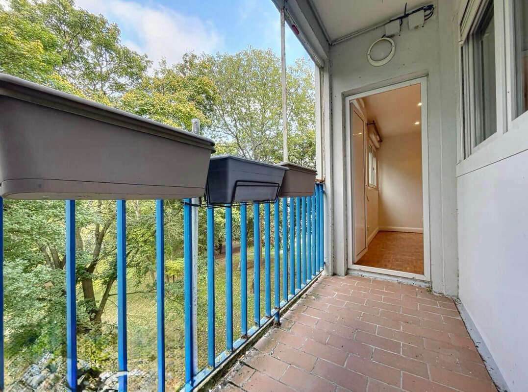 Appartement à AUBERGENVILLE