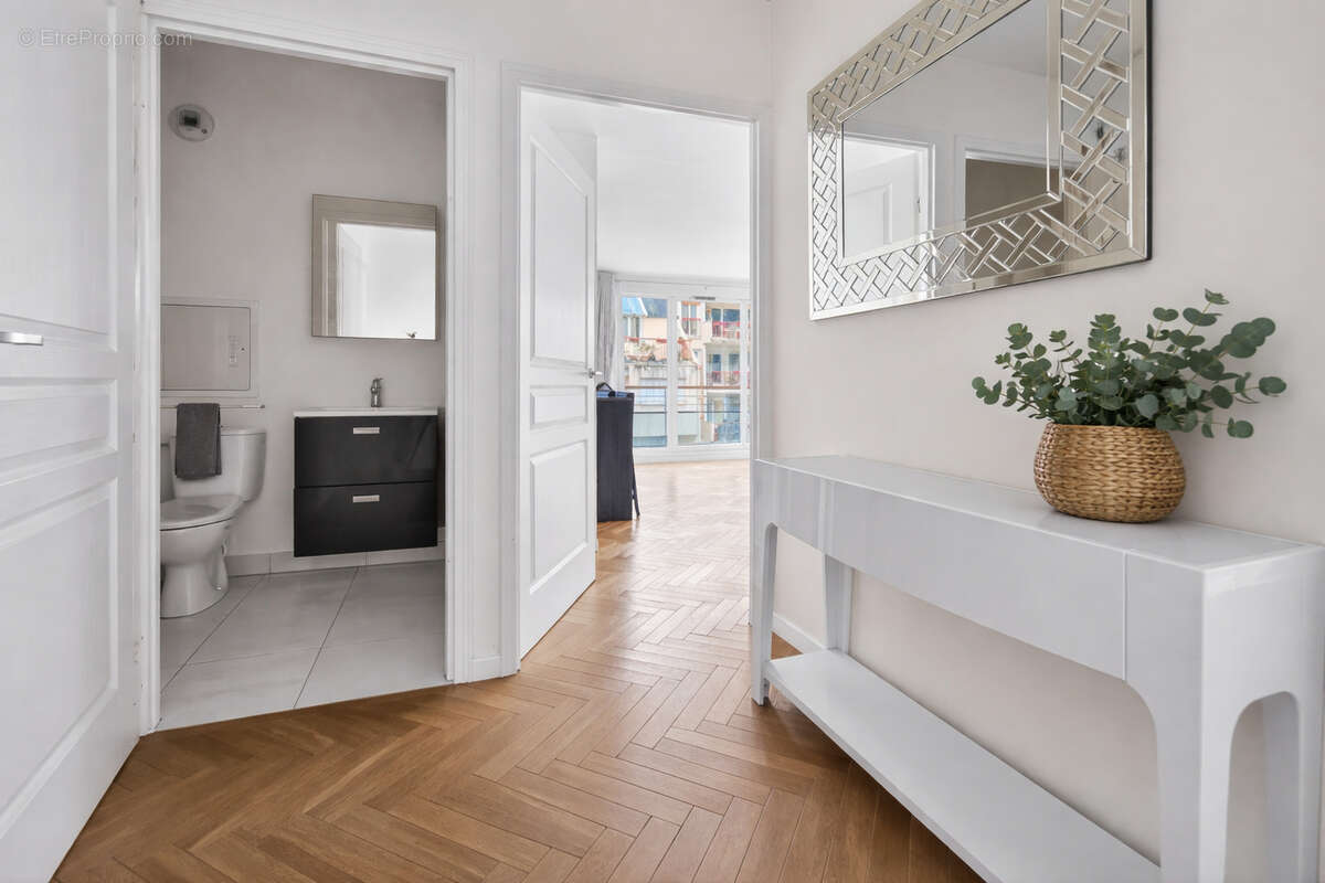 Appartement à PARIS-11E