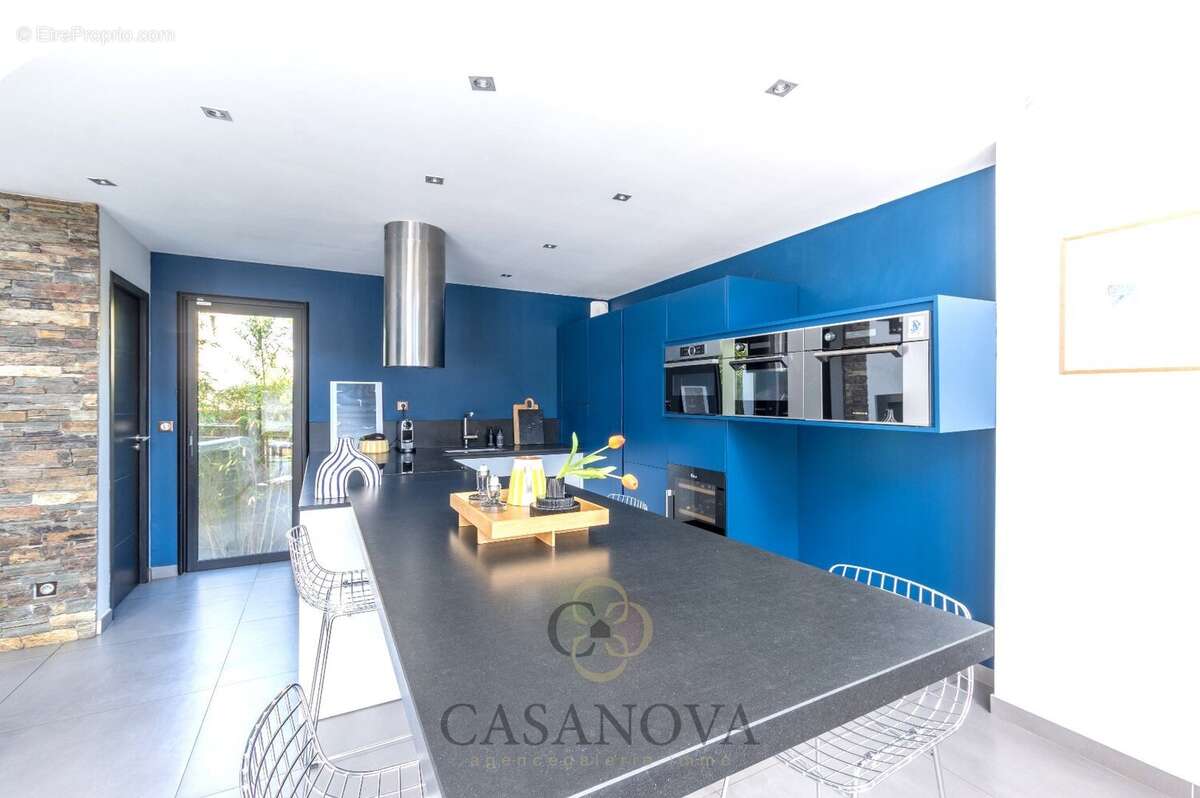 Maison à CASTRIES