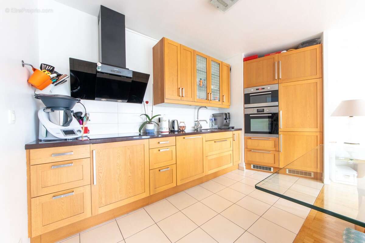 Appartement à COLOMBES