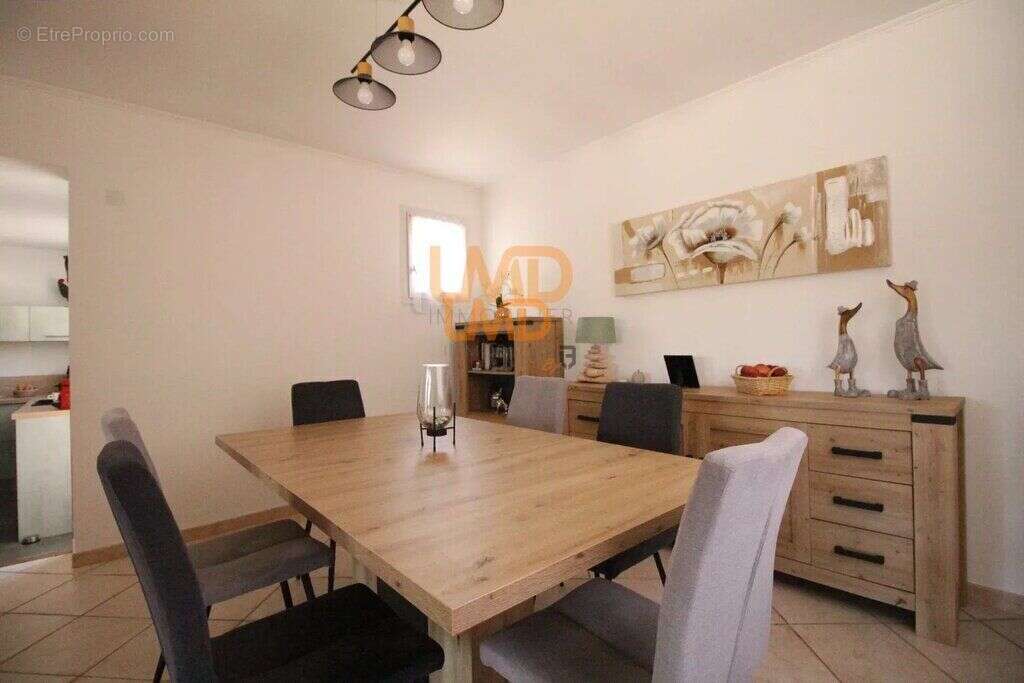 Maison à ENSUES-LA-REDONNE