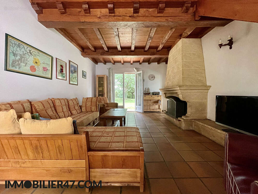 Maison à SAINTE-LIVRADE-SUR-LOT