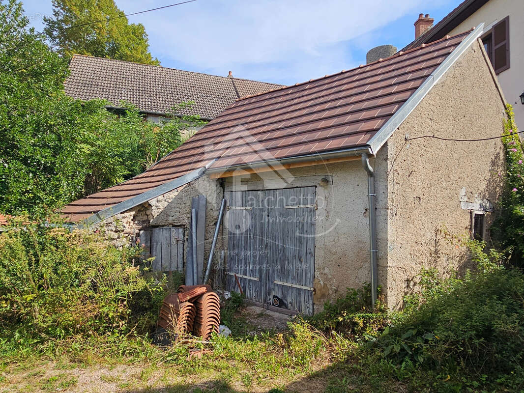 Maison à CHAVROCHES