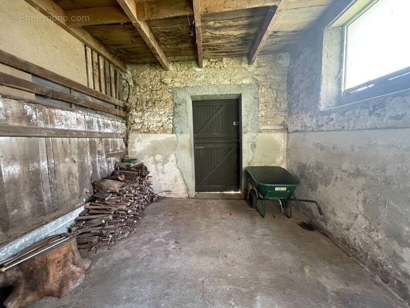 Maison à BELLAC