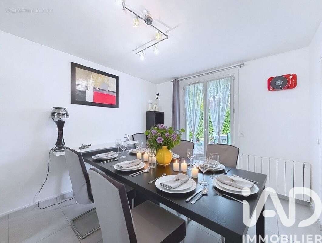 Photo 4 - Maison à LE PLESSIS-TREVISE