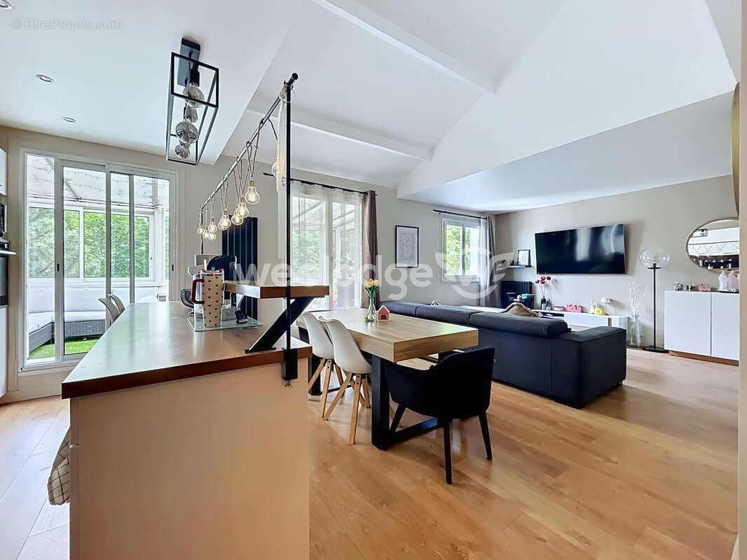 Appartement à ERAGNY