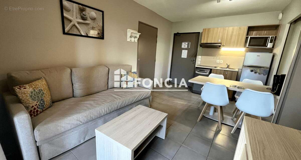 Appartement à LA LONDE-LES-MAURES