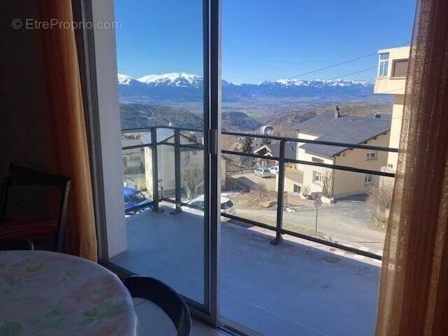 Appartement à FONT-ROMEU-ODEILLO-VIA