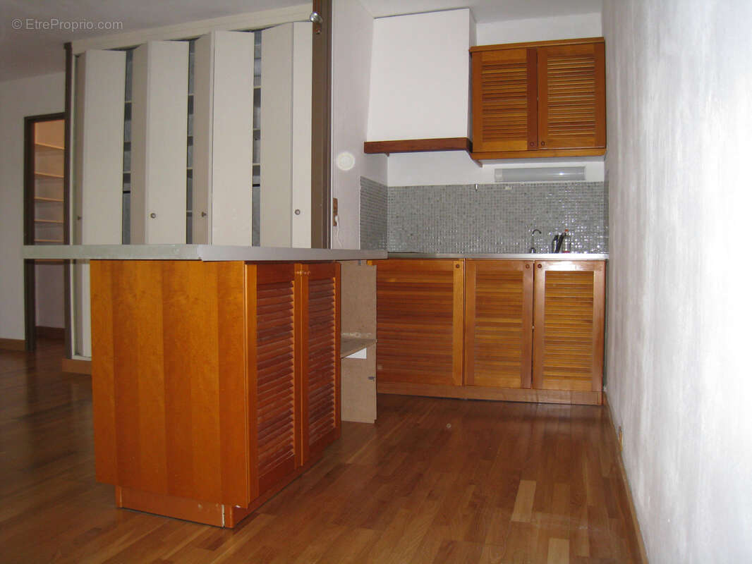 Appartement à FRESNES