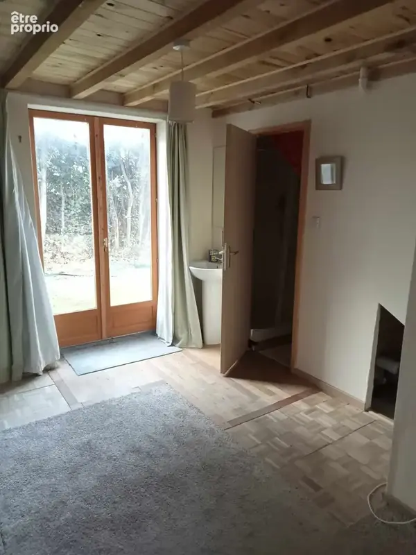 Opportunité rare de trois propriétés séparées en une ; idéal pour vivre et louer - photo 29