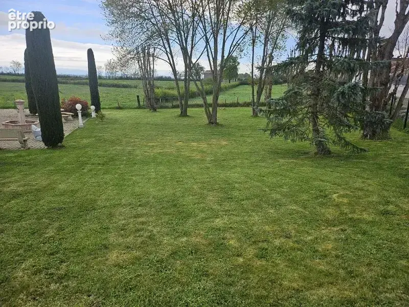 Maison 140 m² à Montrond-Les-Bains  - photo 3
