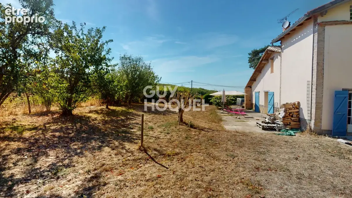 Maison T5 de plus de 150m² - photo 10