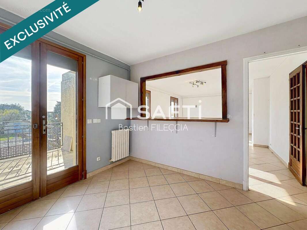 Photo 6 - Maison à ROQUETTES