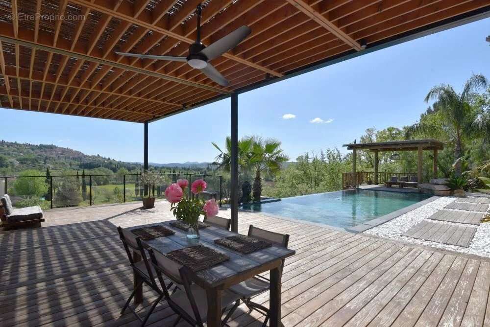 Maison à FAYENCE