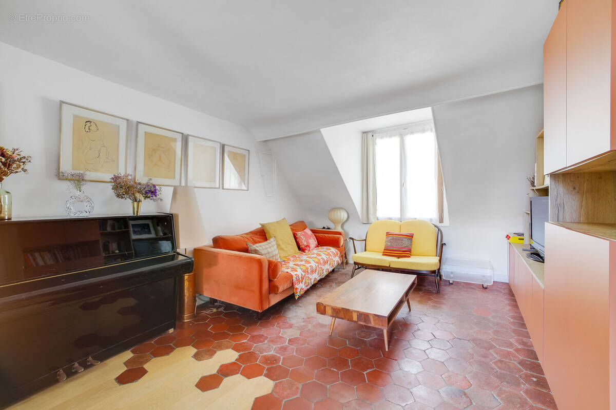 Photo 1 - Appartement à PARIS-11E