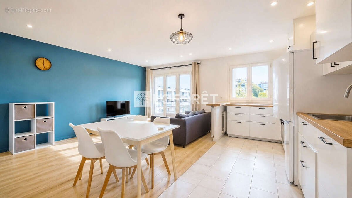 Appartement à VELIZY-VILLACOUBLAY