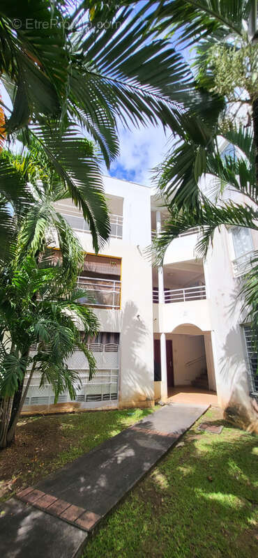 Appartement à LES ABYMES