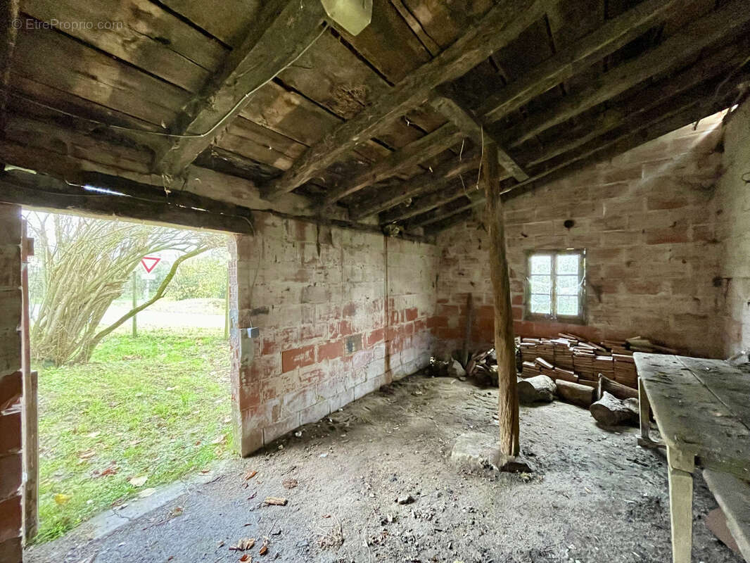 Maison à AVAILLES-LIMOUZINE