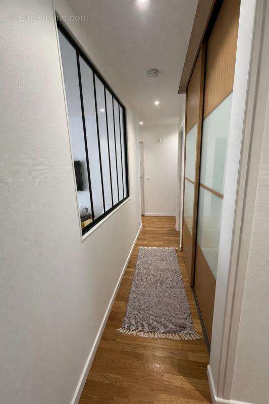 Appartement à GARCHES