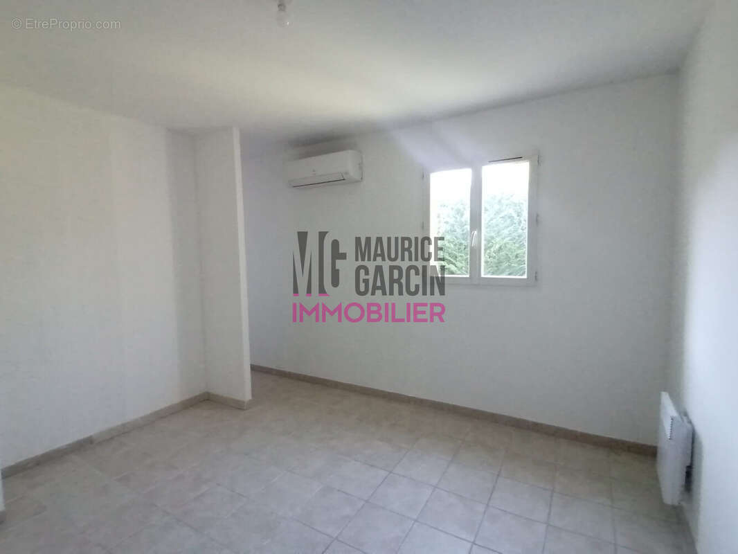 Appartement à L&#039;ISLE-SUR-LA-SORGUE