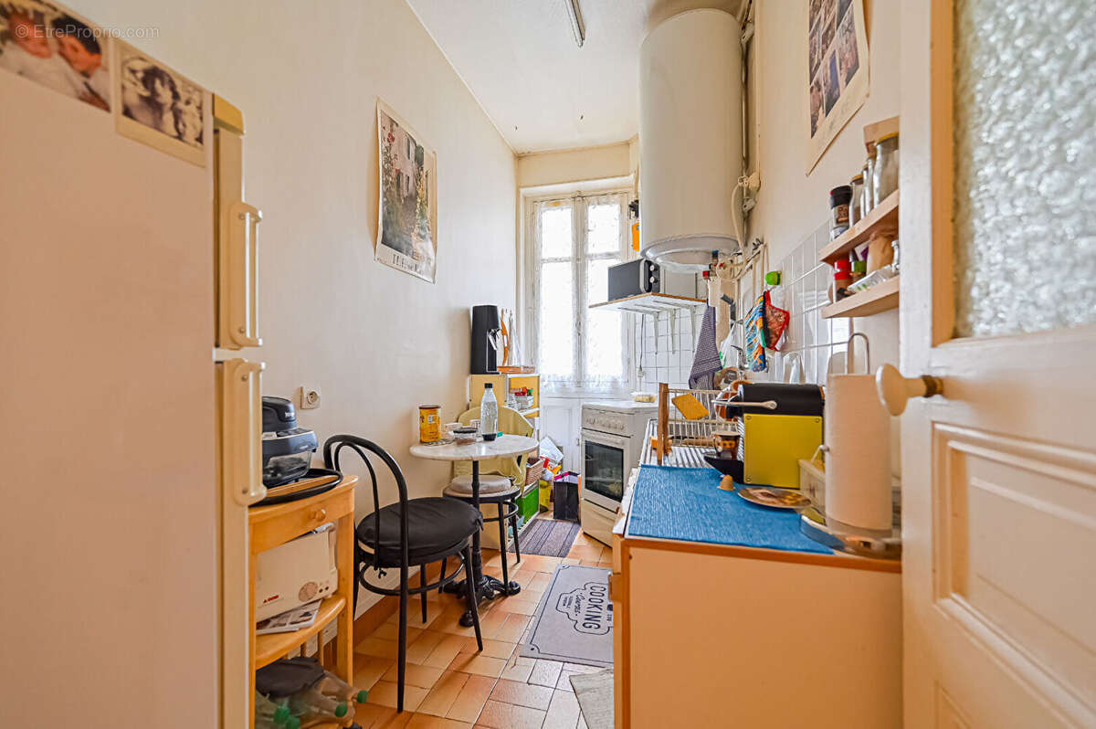 Appartement à PARIS-18E