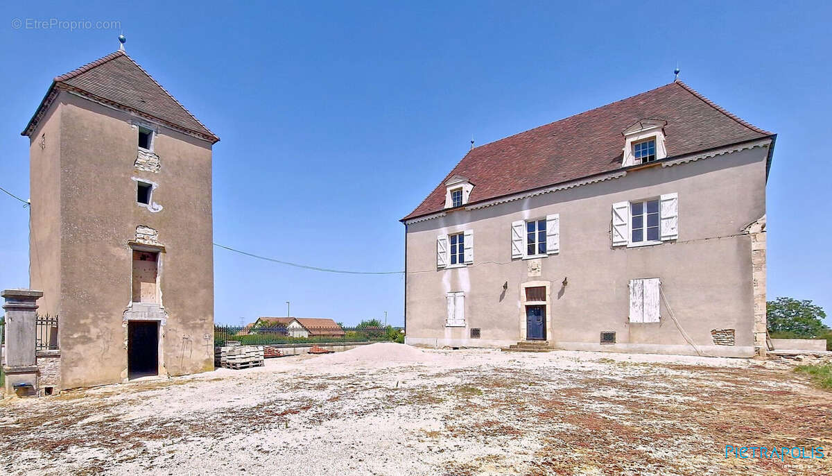 Maison 192 m² à Chalon-Sur-Saone  - photo 2