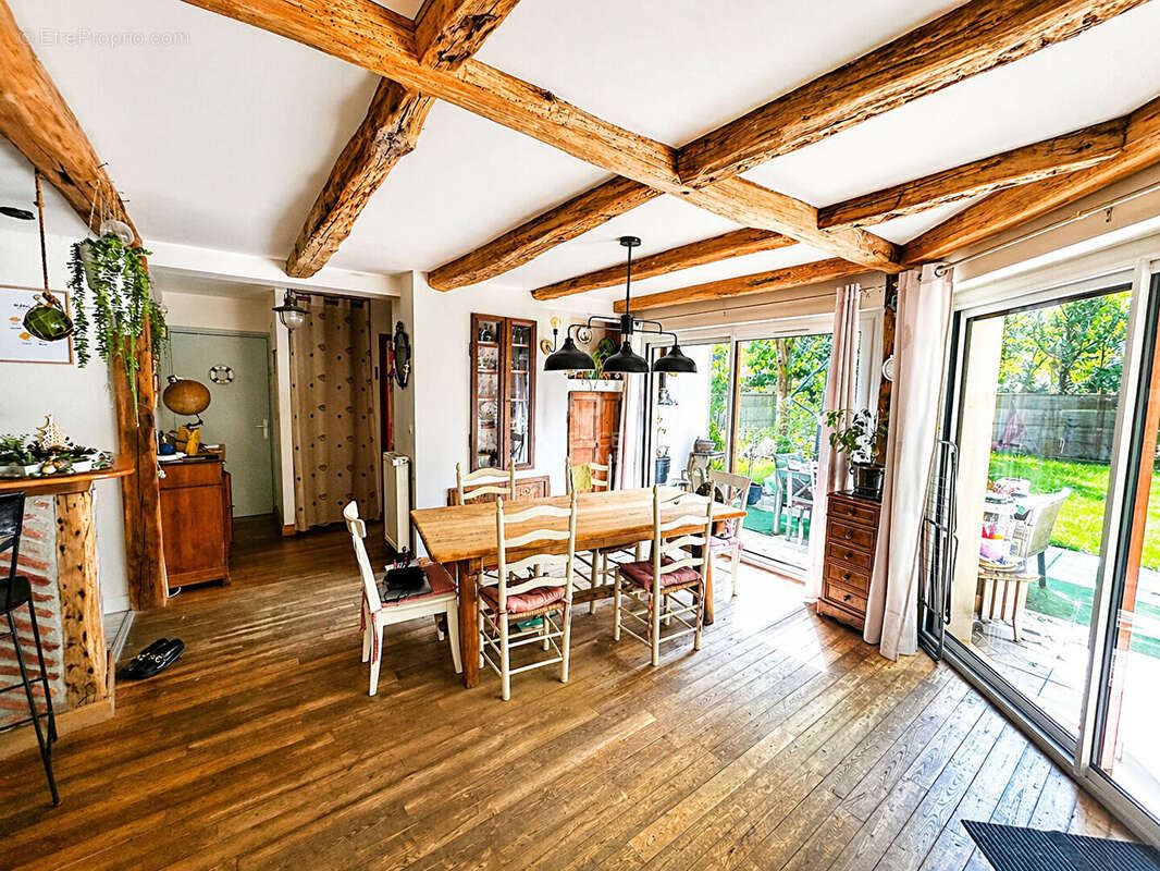 Maison Verneuilsur Seine 6 pièce(s) 180 m2 - photo 3