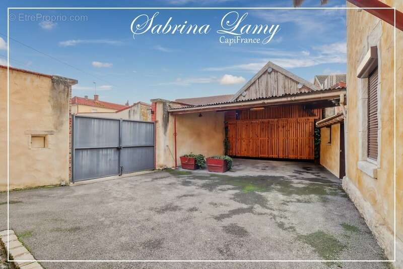 Maison à LE MESNIL-SUR-OGER